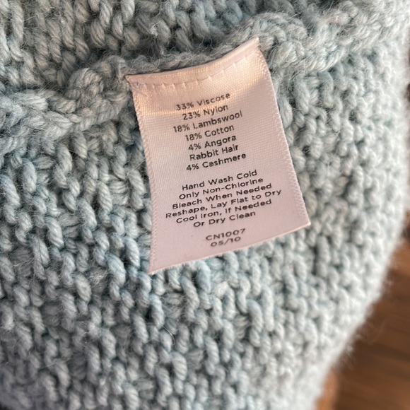 Talbots sweater - Picture 6 of 6